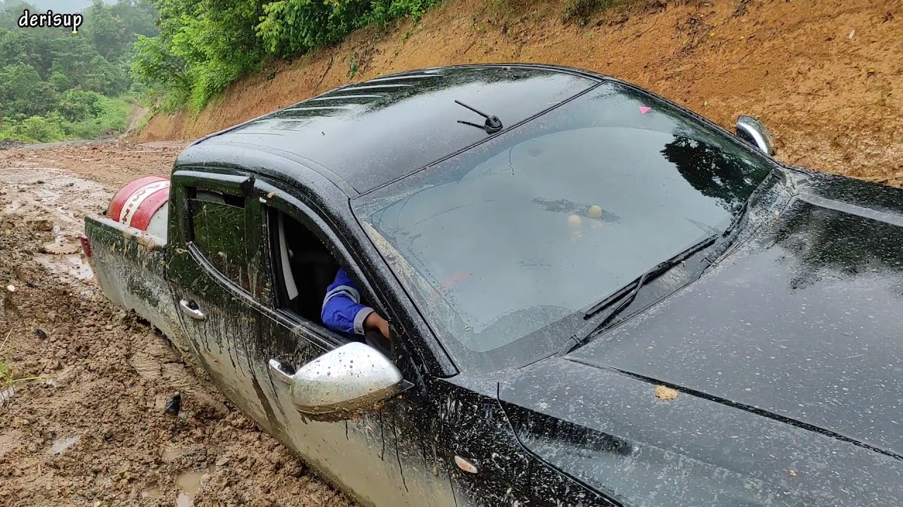 цели обзора дороги! Я нашел новейший автомобиль 4wd беспомощным