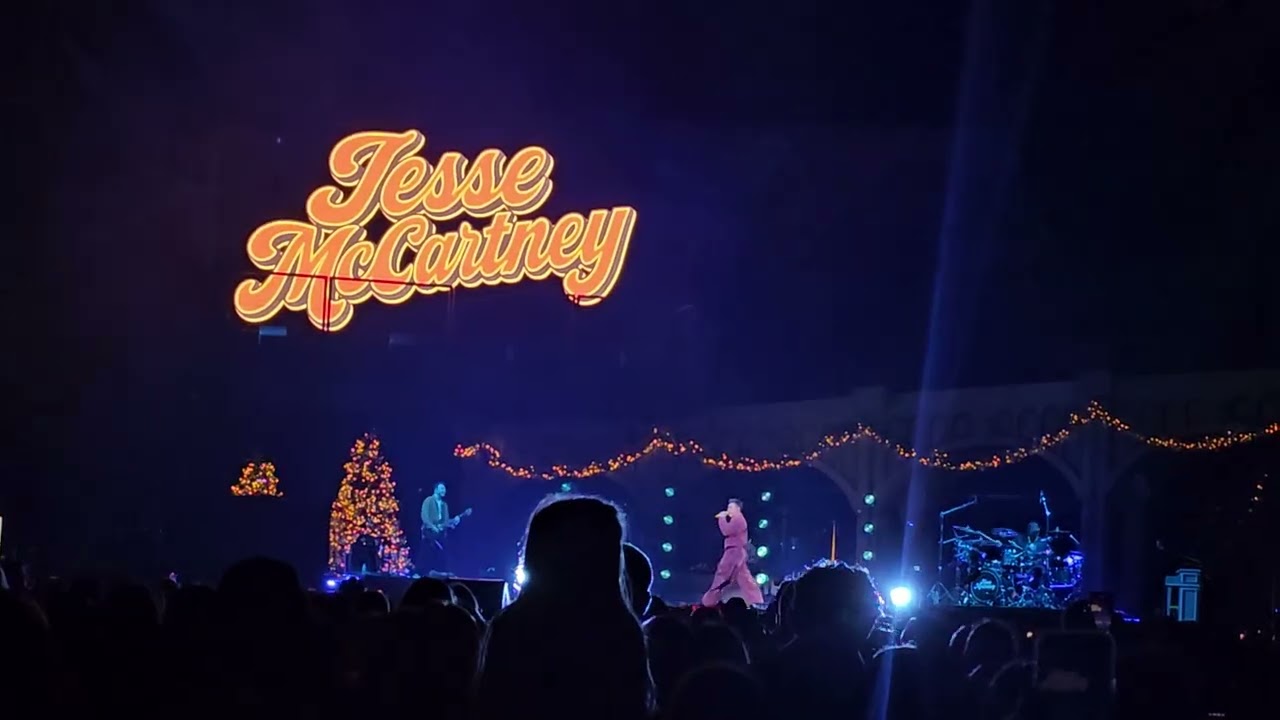 Jonas Brothers - NOLA Smoothie King Center - 12.6.2025 - Jesse McCartney