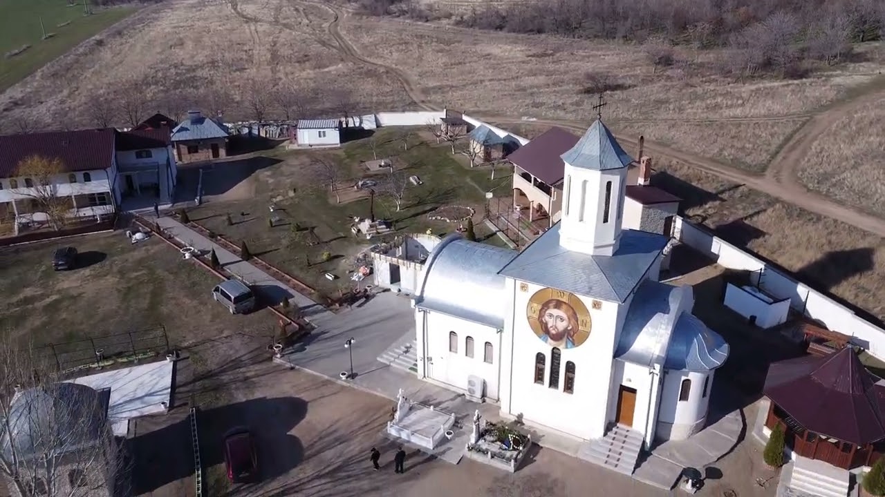 Manastirea Izvorul Tamaduirii - MACIN