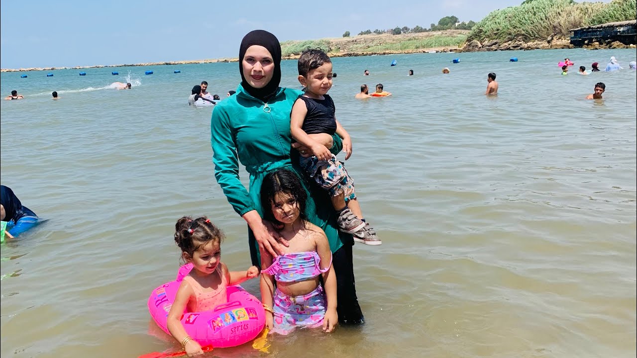 وأخيرًا رحنا عالبحر😍قضيت يوم ممتع مع عيلتي❤️أكلنا ولعبنا وتسبحنا🥰وزرت؟؟