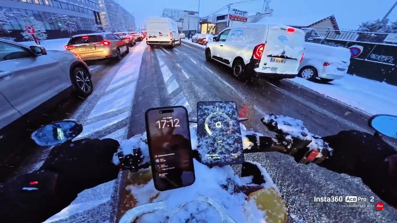 MON PLUS GROS CAUCHEMAR EN MOTO ❄️