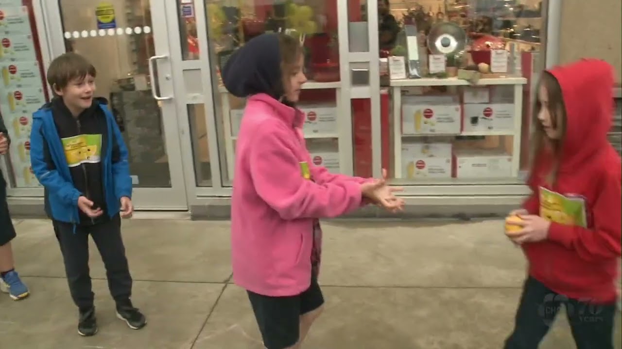 Niagara students toss lemons to raise awareness, prepare for world record