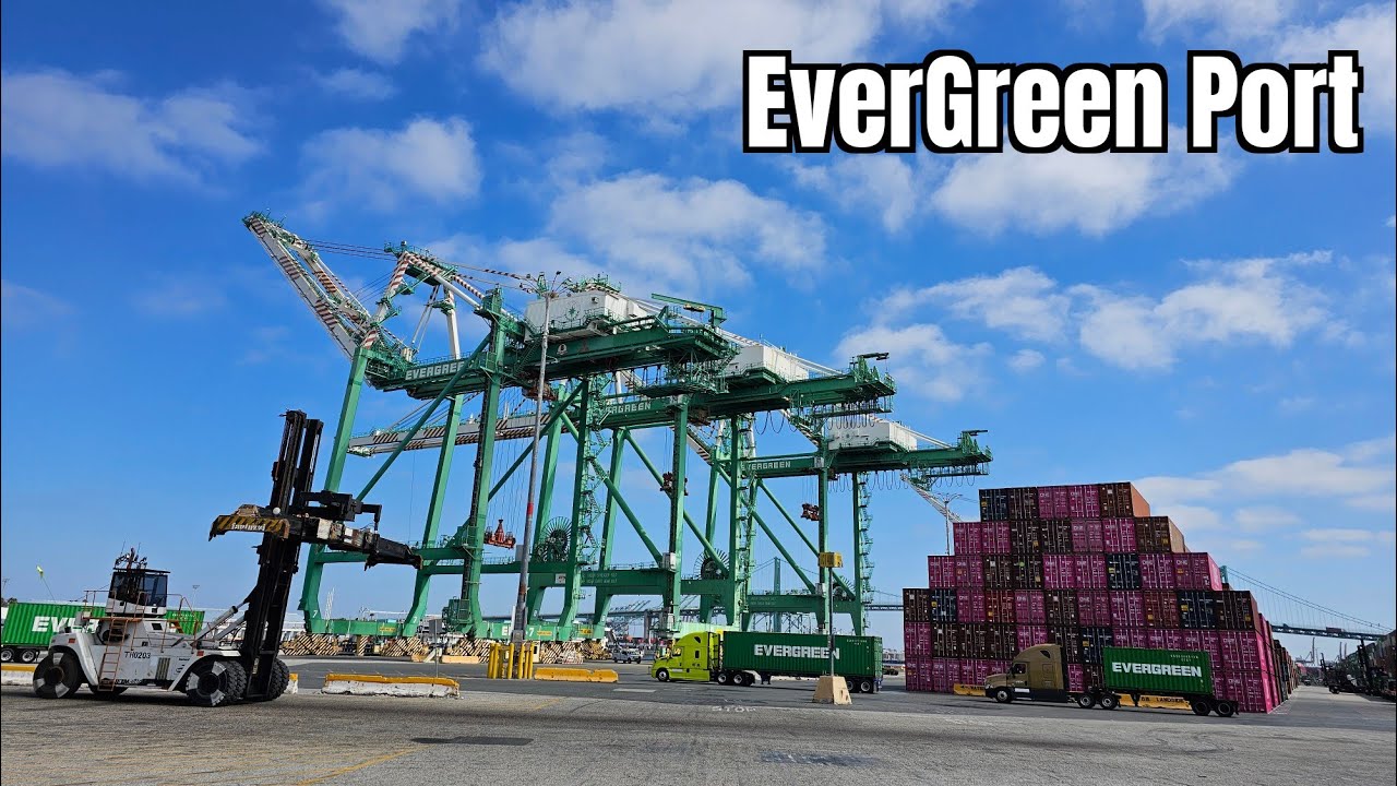 Driving in the Ports of Los Angeles [EverGreen Port]