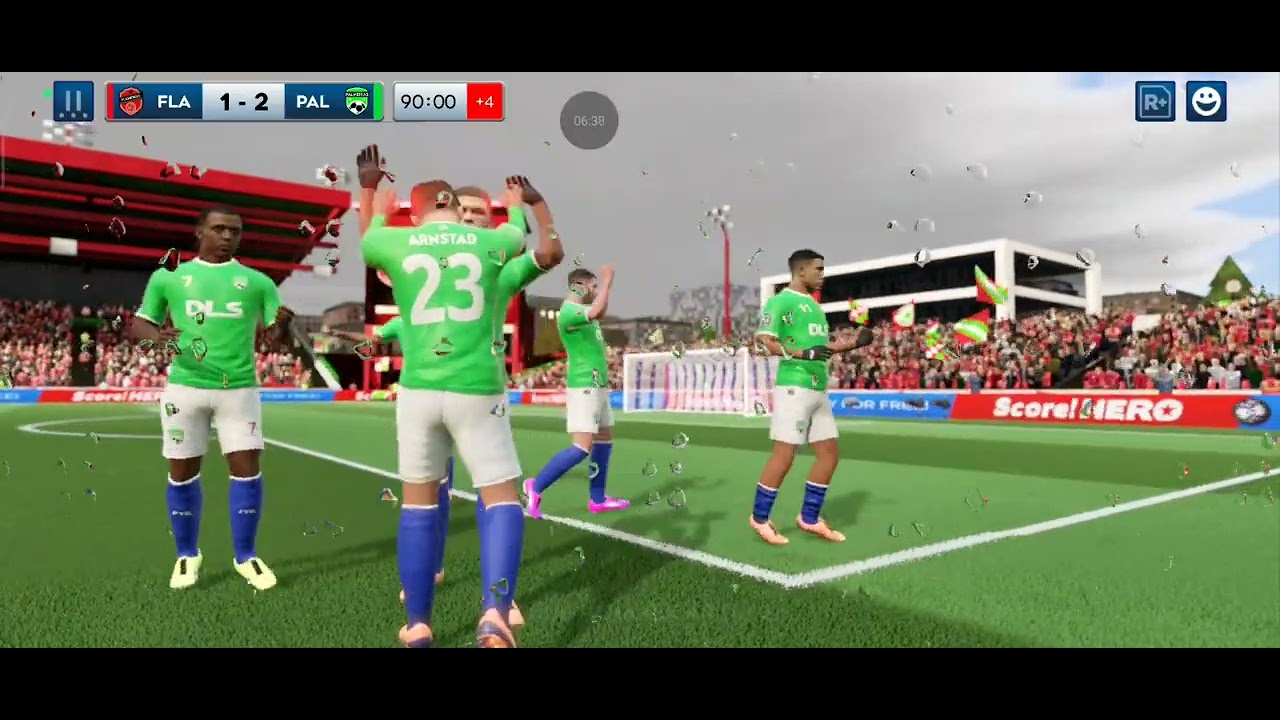 Jogando futebol com meu melhor primo