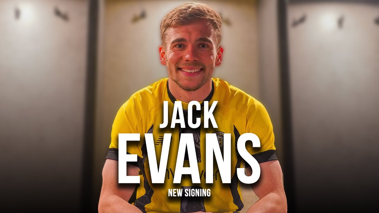 NEW SIGNING // Jack Evans signs for Town