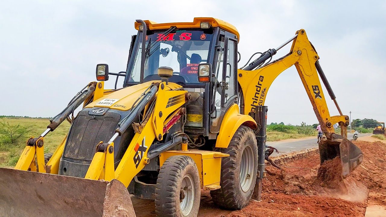 Mahindra EarthMaster Backhoe Working for Road Box Cutting | JCB