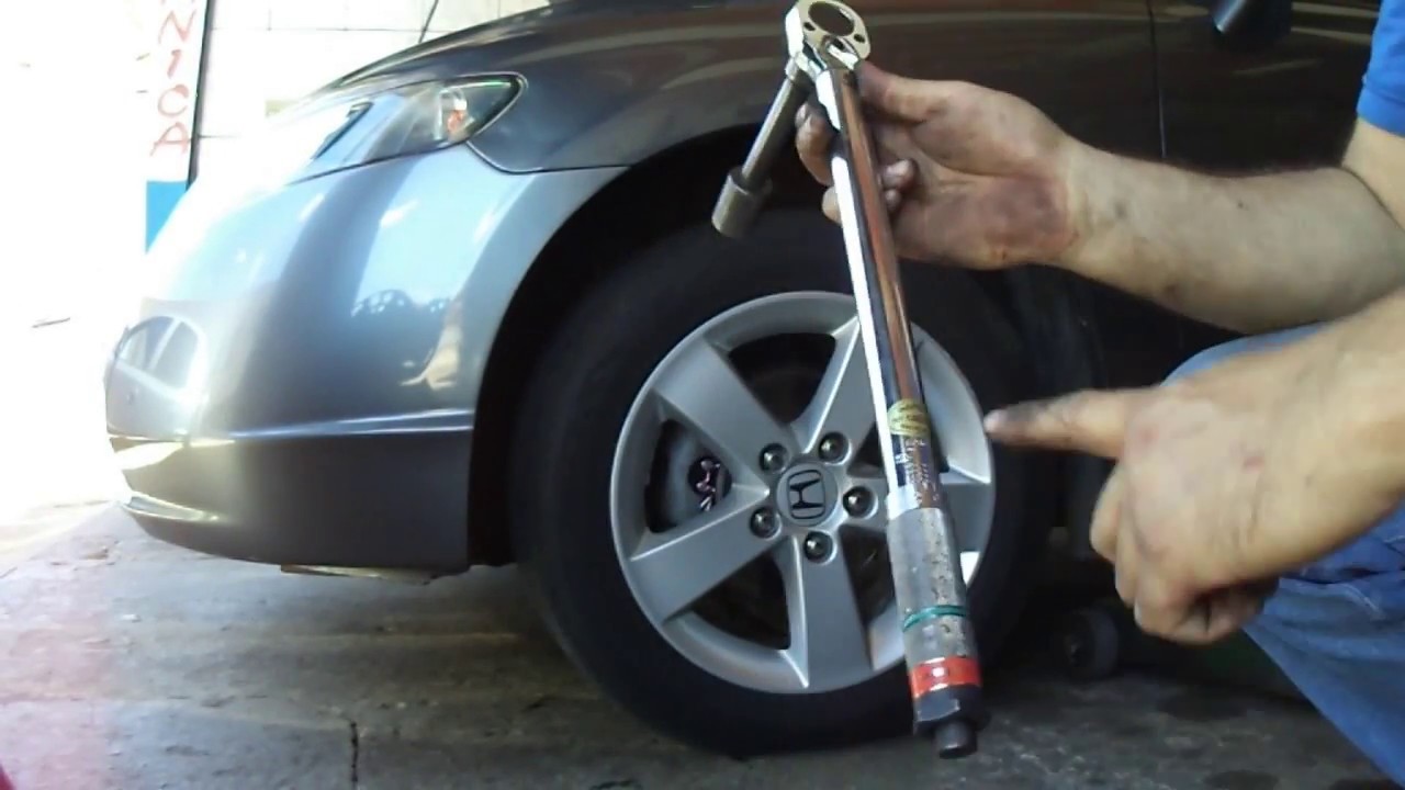 HONDA CIVIC 2008 - TROCA DE PASTILHA DIANTEIRA - MECÂNICA MGR 2016