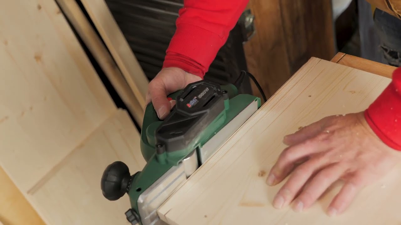 Elektrický hoblík 900W s falcováním ASIST AE4H90DN