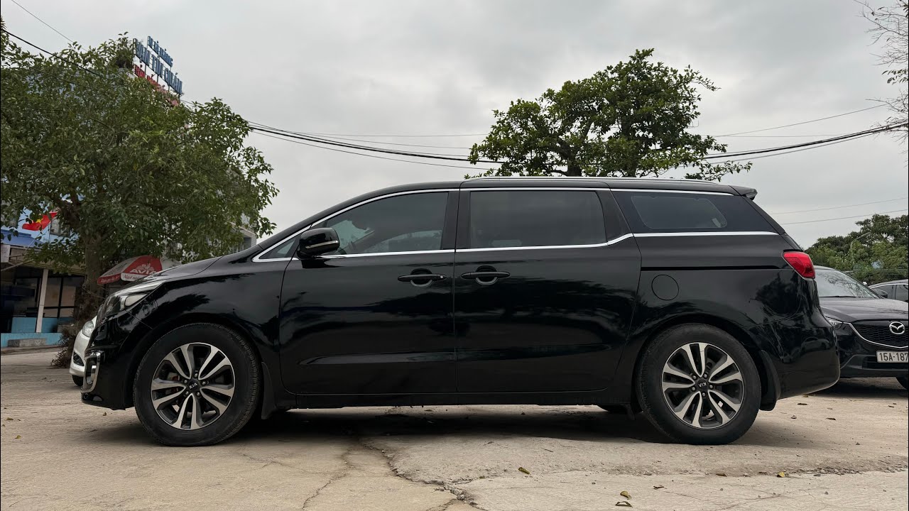 Kia Sedona 2018 7chô phun đầu giá như rau cho ae đi Tết #0986368857
