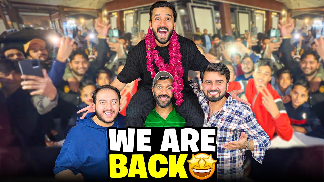 We are Back Allhumdulillah🙏🏻insane Crowd at Airport😳