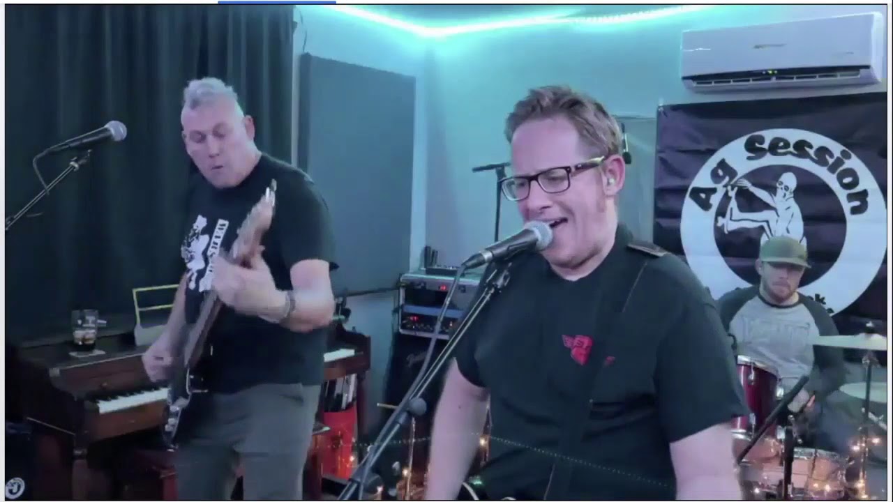 AG Session "Pretty Girl" from the "Christmas In-Formal 2020" AZ Melodic Punk