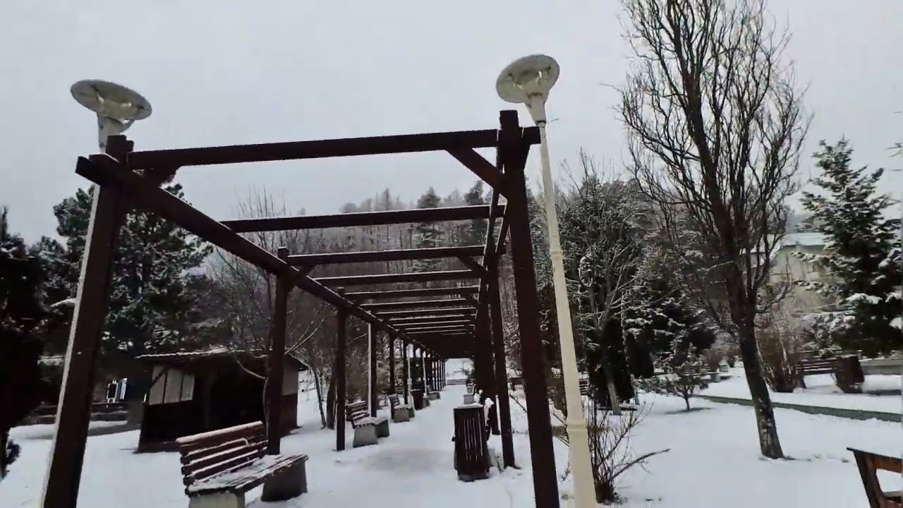 Busteni Walking Tour [4K] || Snow In Busteni || Place To Visit In  Romania #busteni #sinaia #azuga