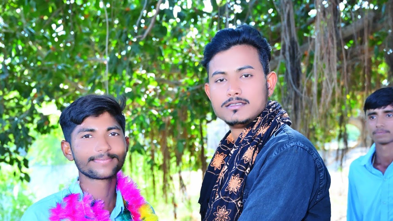 मेरे घर में आराम करते हुए लाइव