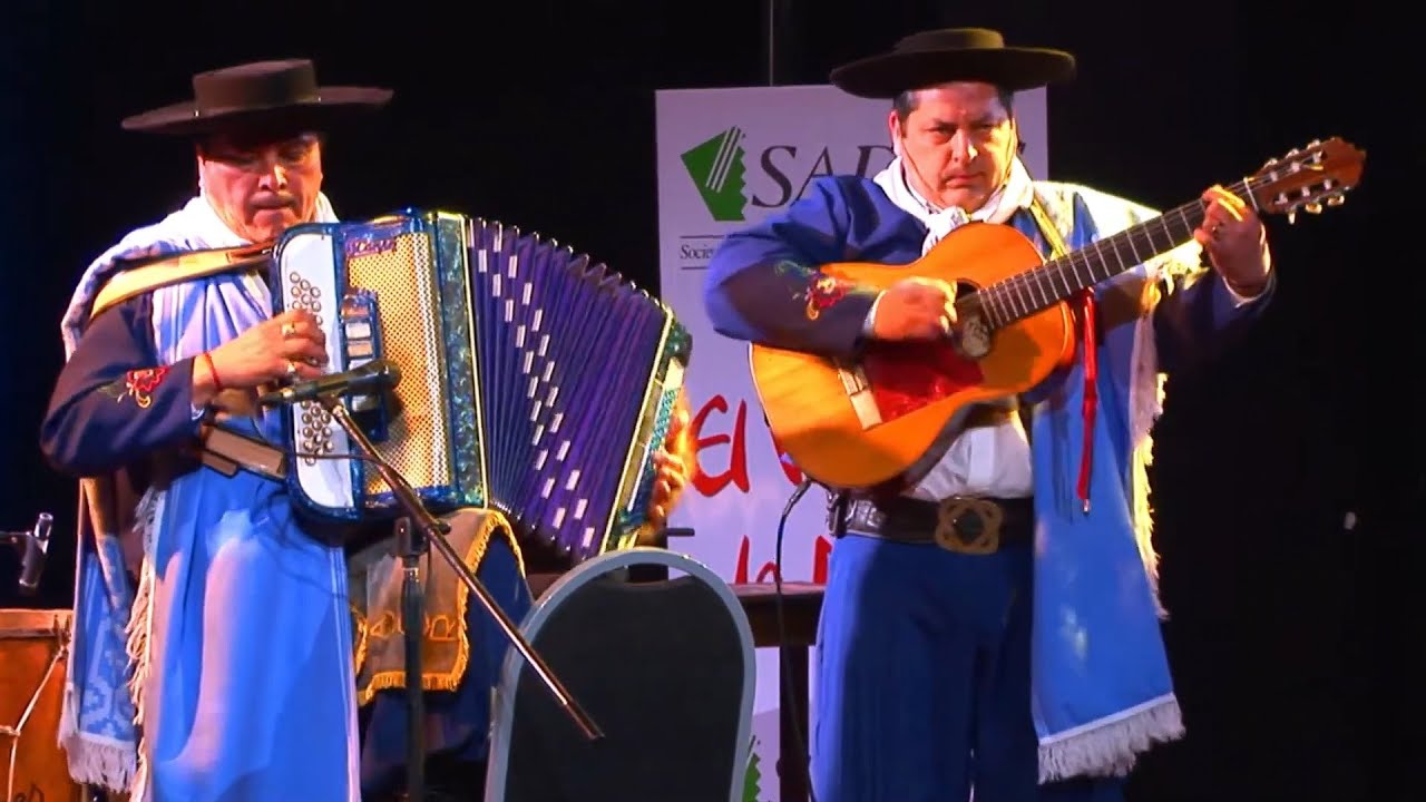 LA YUNTA DEL CHAMAME (En Vivo) - A la barra zapateadora/Tuyuyú Coral