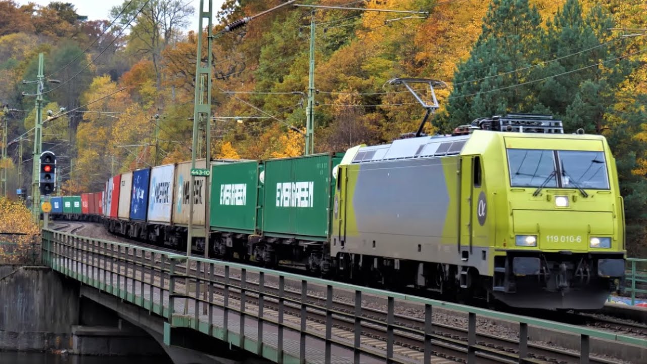Trains in Sweden in Autumn - 4k60