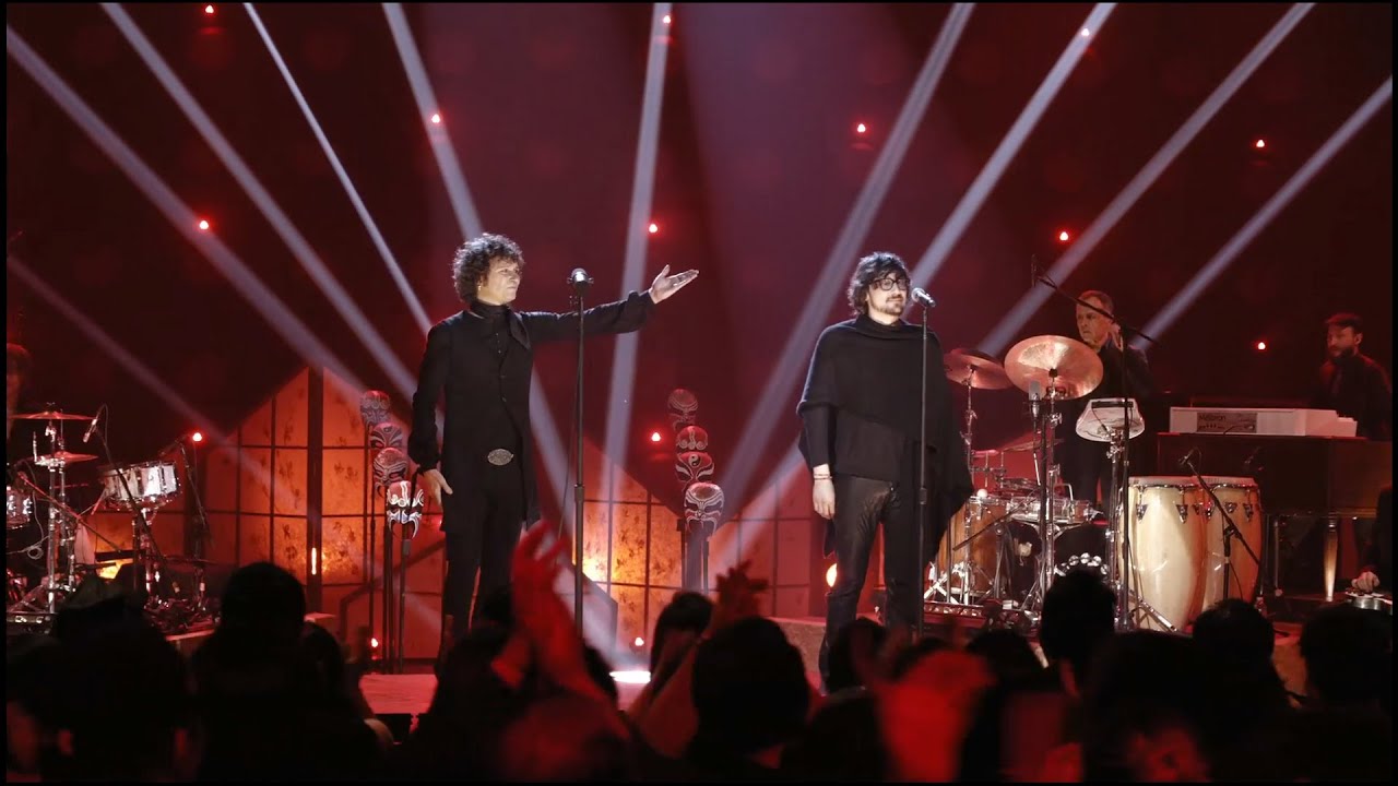 La Chispa Adecuada - Enrique Bunbury Feat.  León Larregui - BUNBURY MTV Unplugged