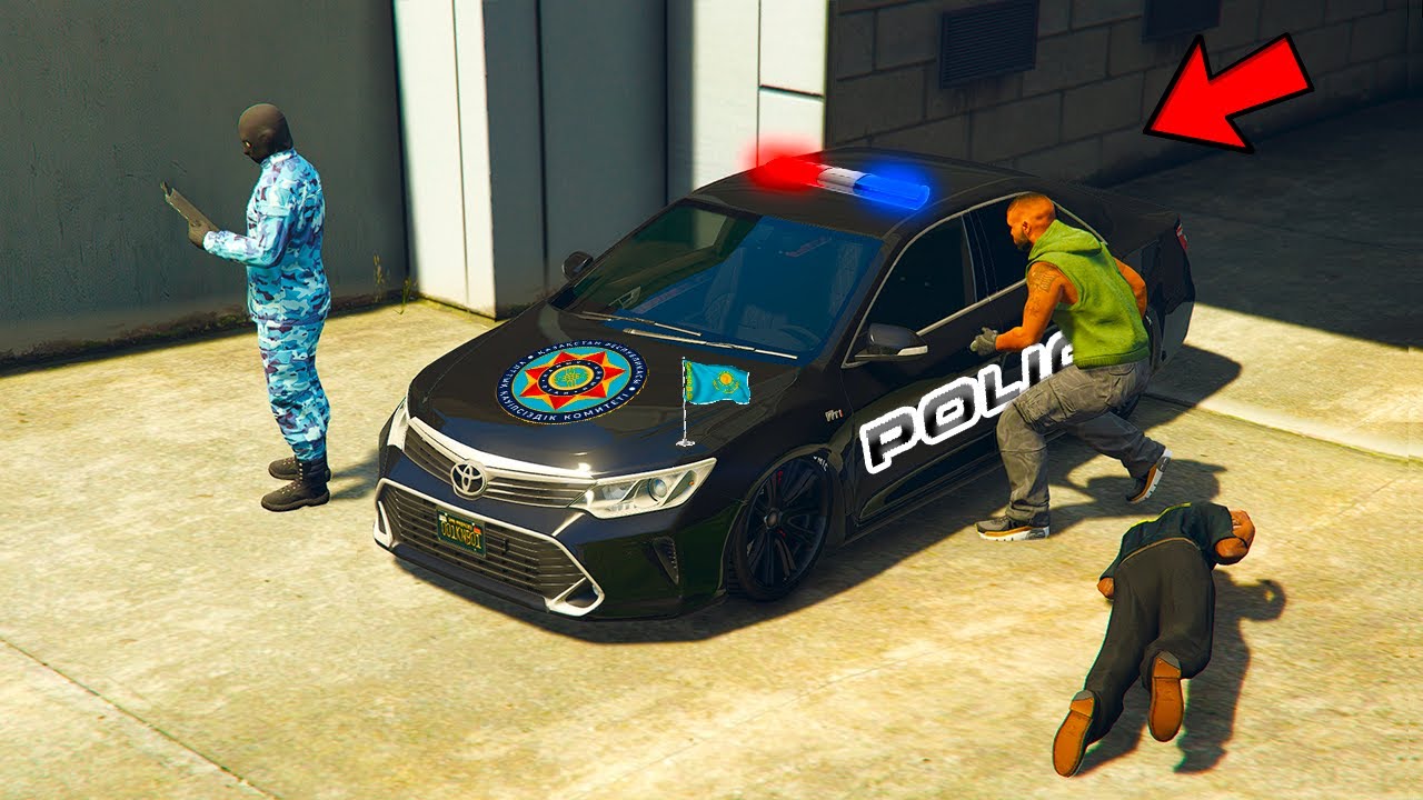 Джонни Тойота Камри 55 ұрлап кетті (GTA V) 