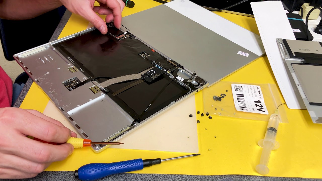 Google PixelBook disassembly and screen replacement / Разборка и замена дисплея