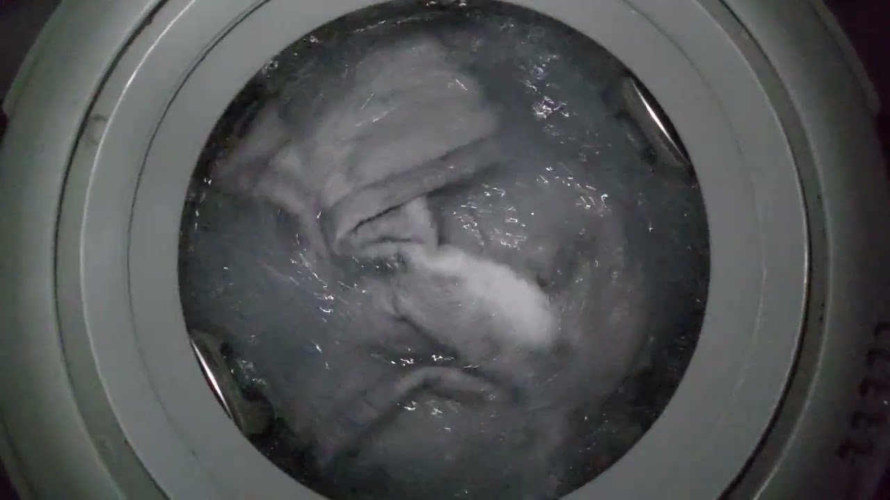 그렁데 통버블 세탁기 16kg WA16A6374BW 이불코스 / 물 8단계 / 세탁 18분 / 헹굼 3회 / 탈수세기 강 / 작동 영상