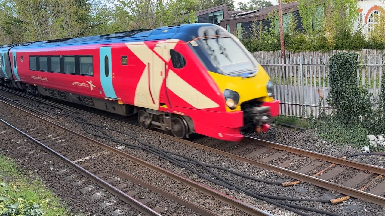 Class 220 Voyager | 220023 | Refurbished Livery | Cross Country