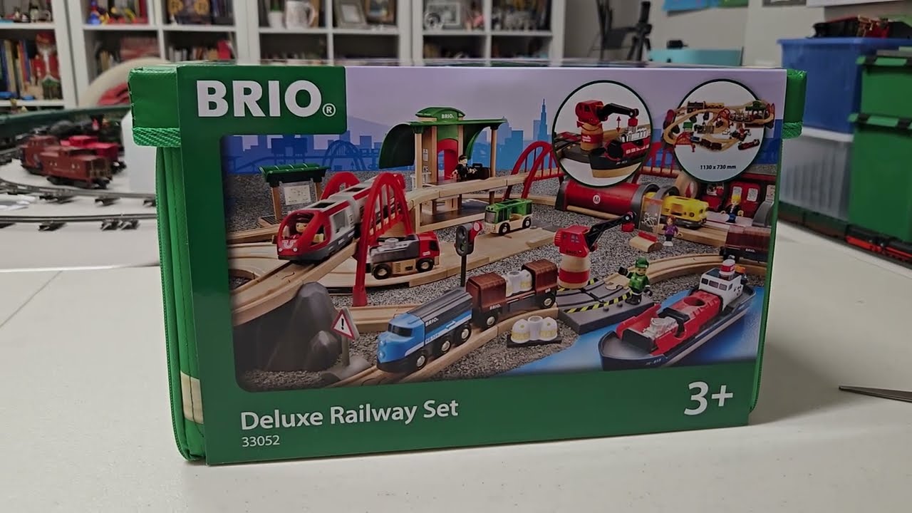 Brio 33052 Deluxe Railway Set - Review and Demo (1,000 Subscriber Special)
