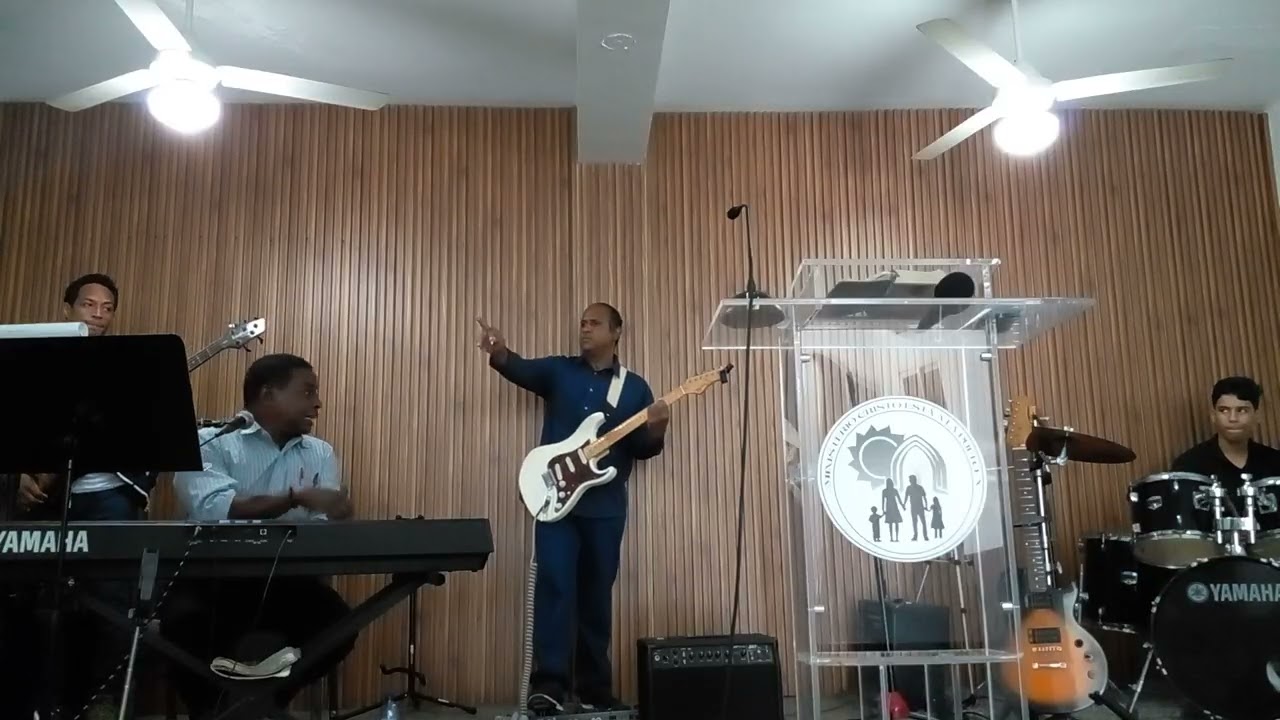 IGLESIA CRISTO ESTA A LA PUERTA