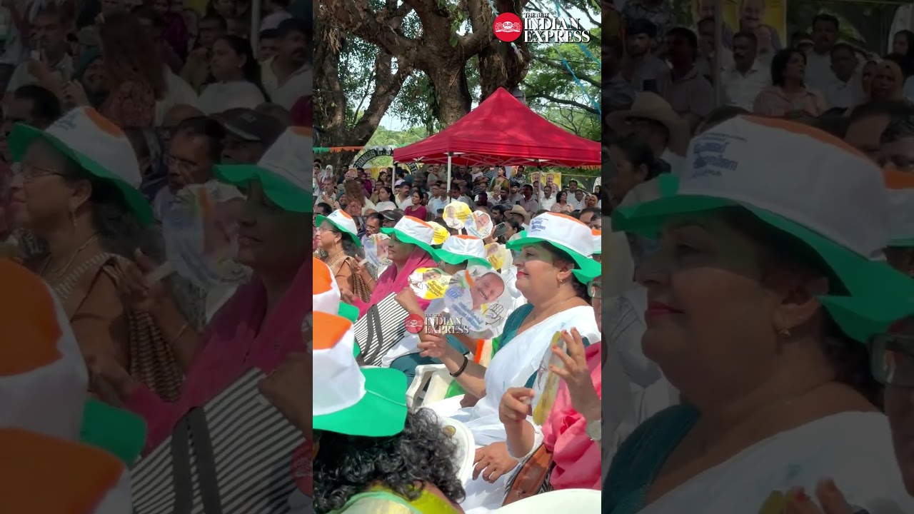 'Kerala's nurses are compassionate.' - Rahul Gandhi addressing the public in Fort Kochi