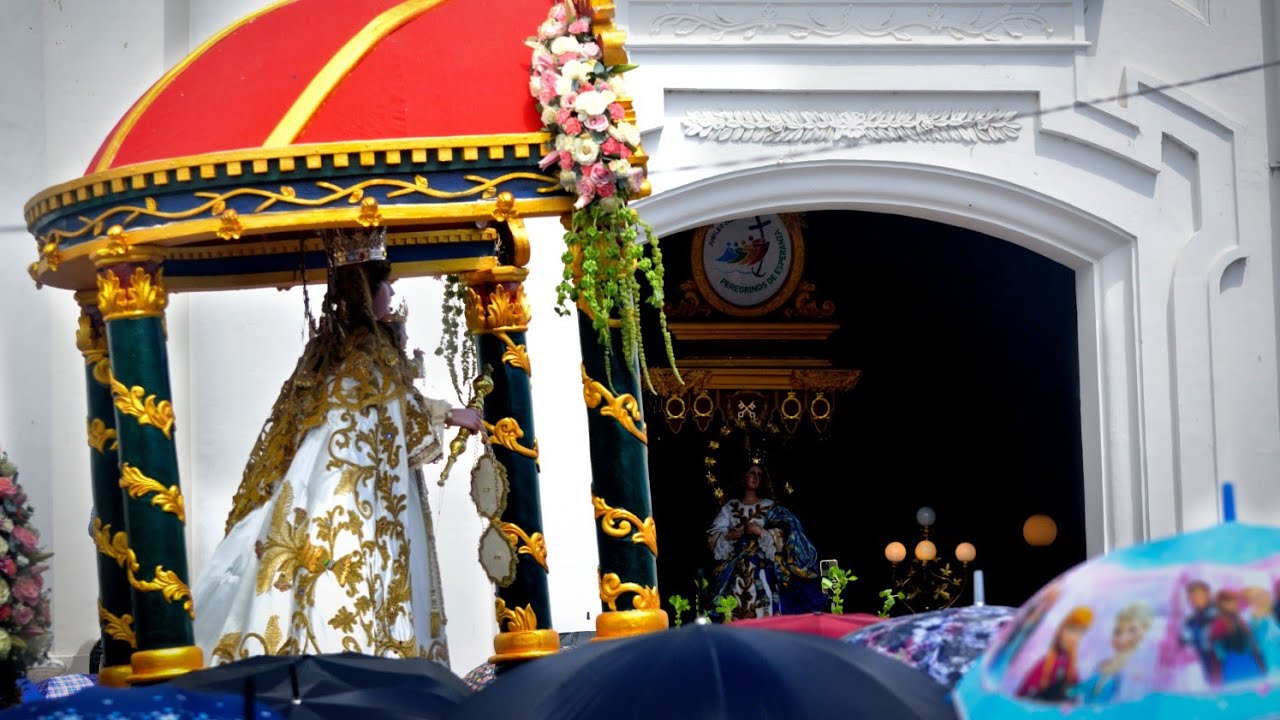 CATEDRAL DE LA ASUNCIÓN - la imagen de Nuestra Señora de la Merced haciendo su paso por Catedral