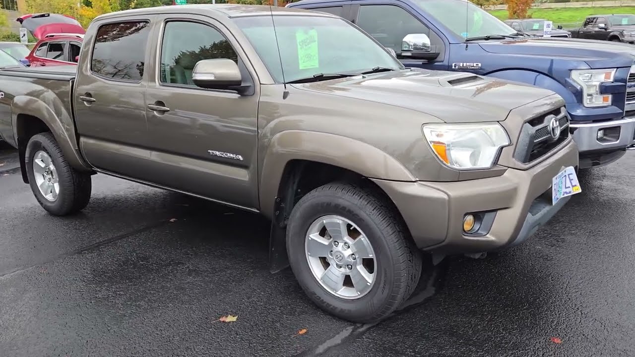 2013 Toyota Tacoma walk around