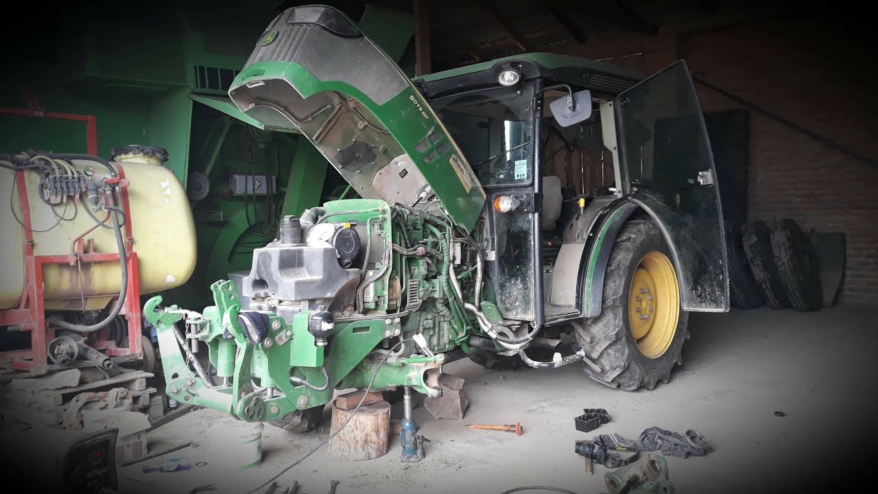 Naprawa przedniego mostu John Deere 5075 GF - wymiana tulei i sworzni