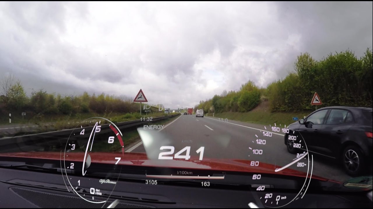 New Alfa Romeo Giulia Veloce 0-241 km/h (limited)