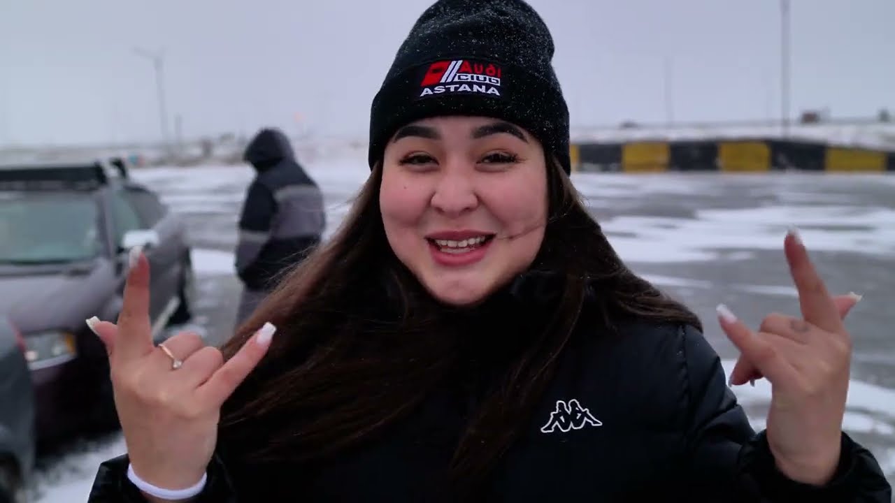 2️⃣ Такого вы ещё не видели! Автоёлка AUDI CLUB ASTANA 2026