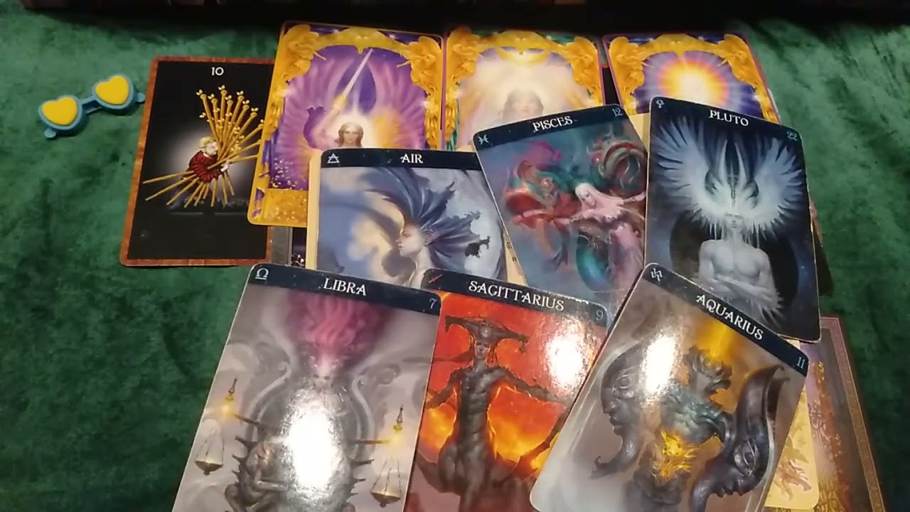 🧜 Pick a card - 611💗ความรู้สึกที่เค้ามีต่อคุณตอนนี้?