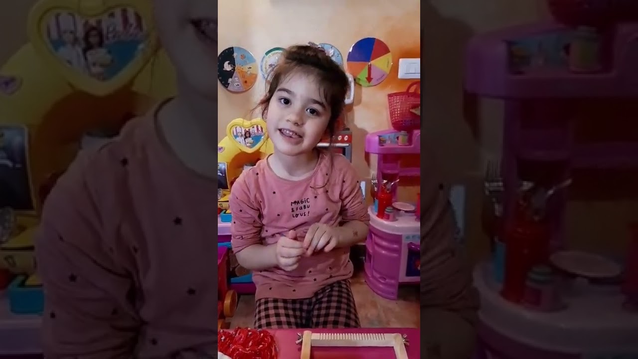 Il telaio per la Tessitura ,giochi per bambini.