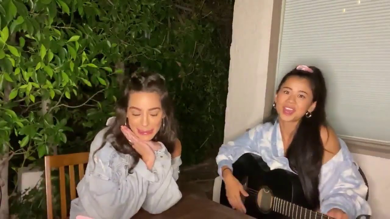 Alexxis Lemire and Leah Lewis reunion, singing Seventeen ❤️