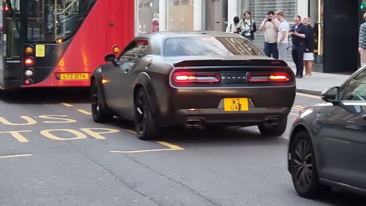 CHALLENGER SRT&reg; HELLCAT in London - Part 1