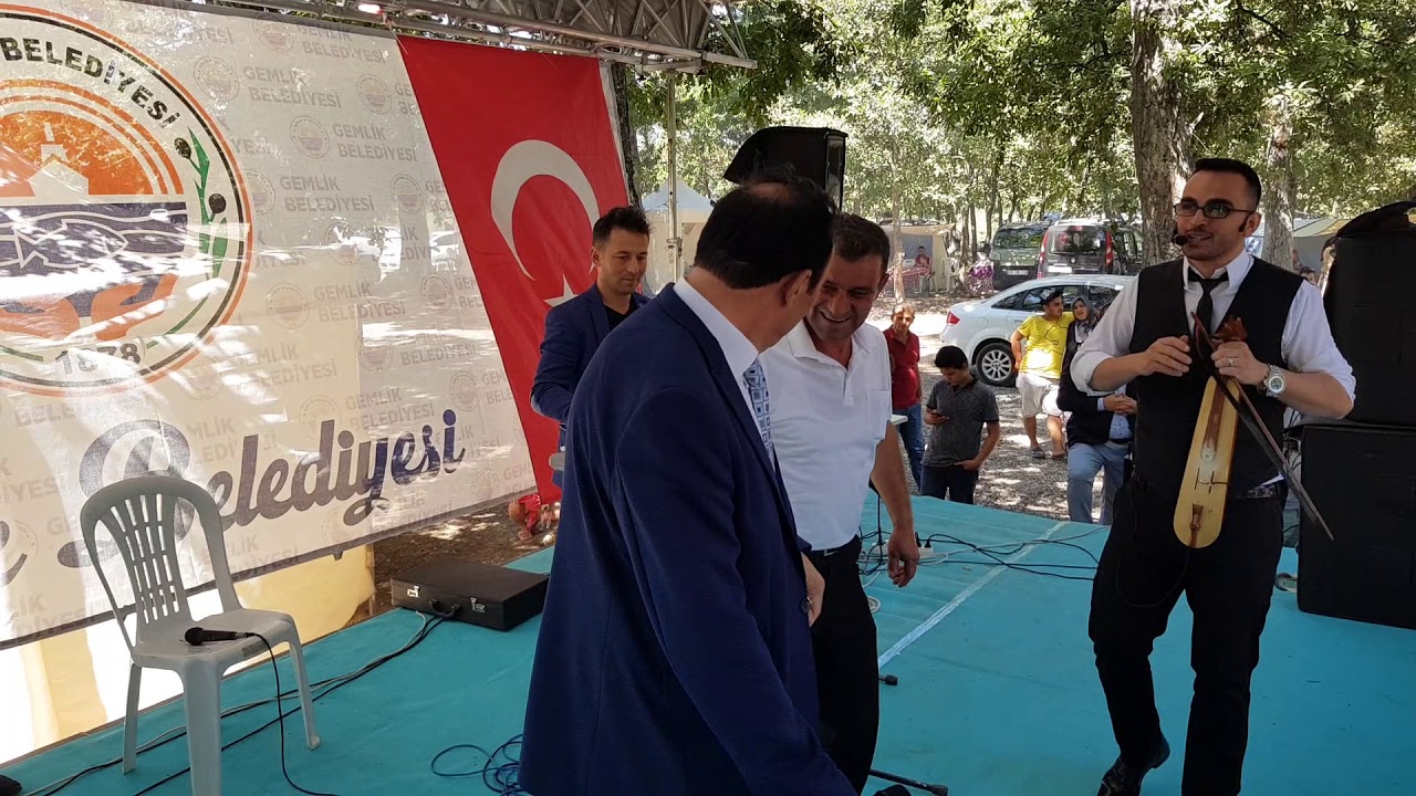 Efsane sahnelerde Hüseyin Bıçak Gemlik Giresun Güzyurdu Derneği şenliği,