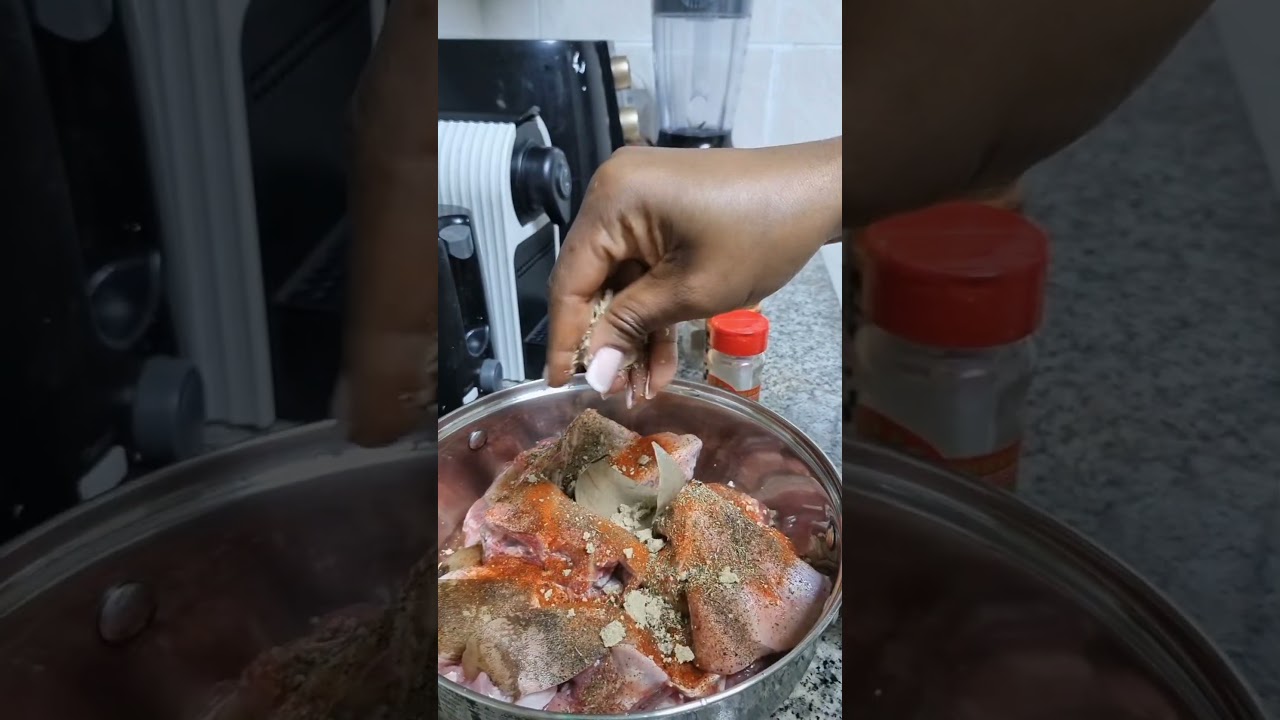 How Liberians Cook Goat Pepper 🌶 Soup #liberiangirl #fypyoutubeshorts