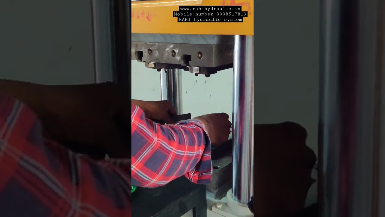Rubber molding machin hydraulic machine price 4,28,964=00