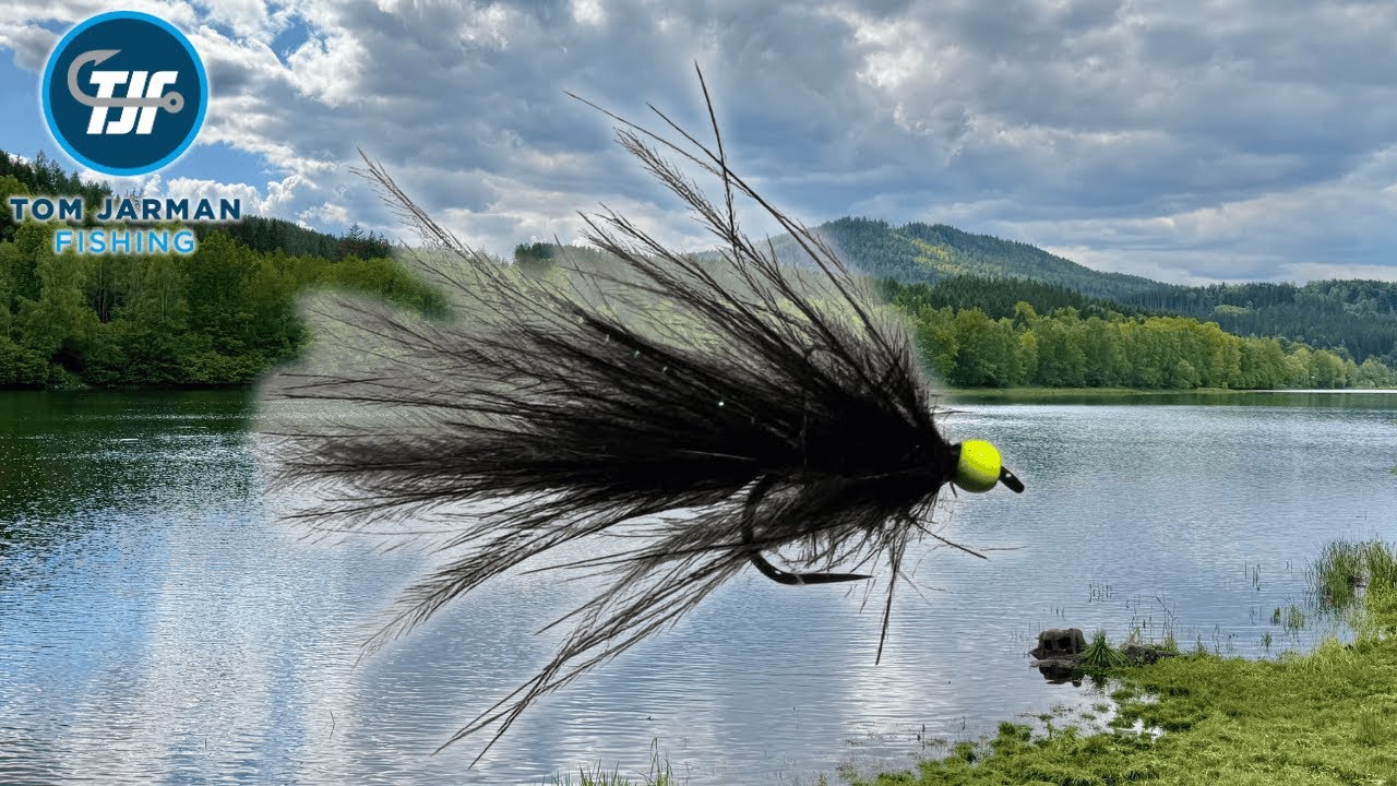 This Fly Has So Much Movement! | The Spun Blank Saver