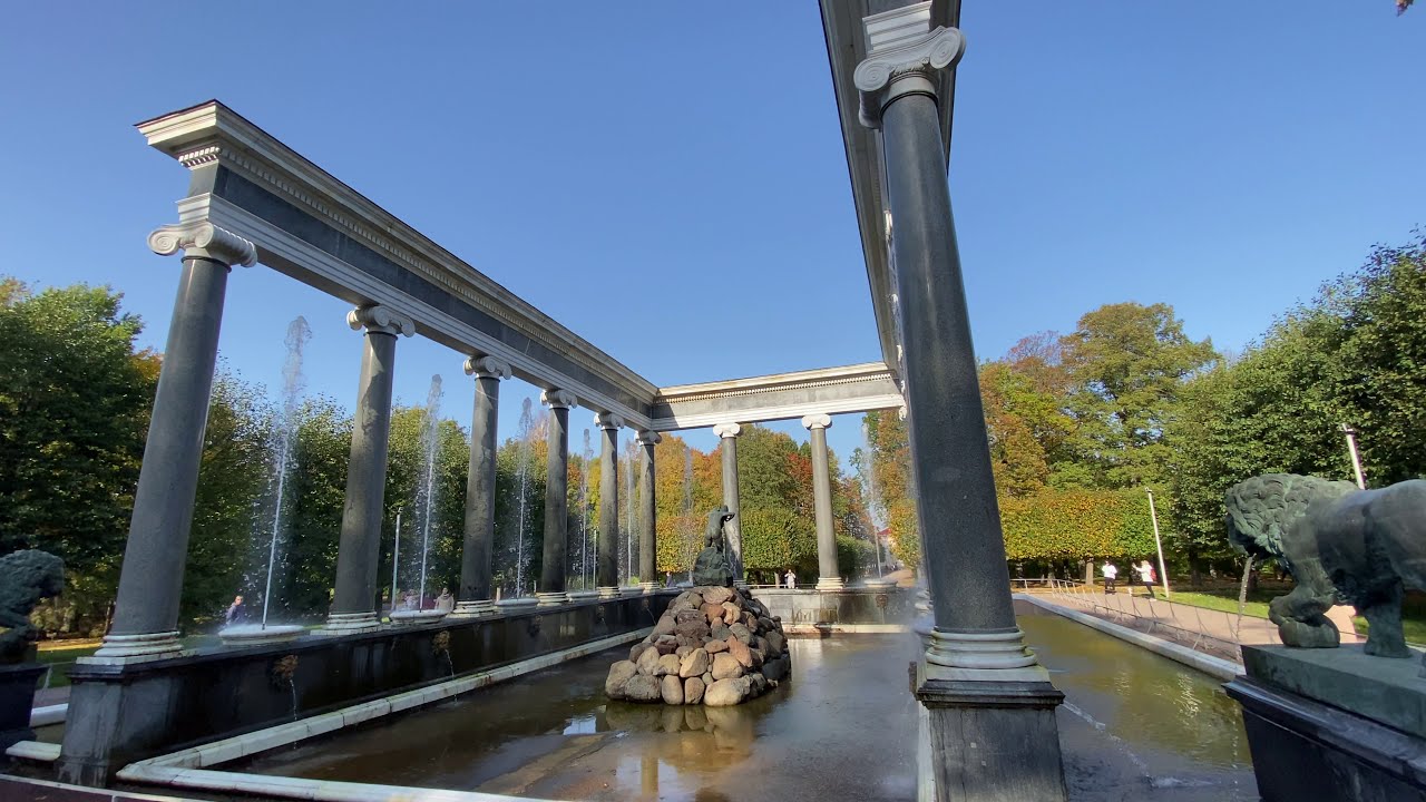 St Petersburg - Great Peterhof Palace - Lion's Cascade, a fountain guarded by lions.