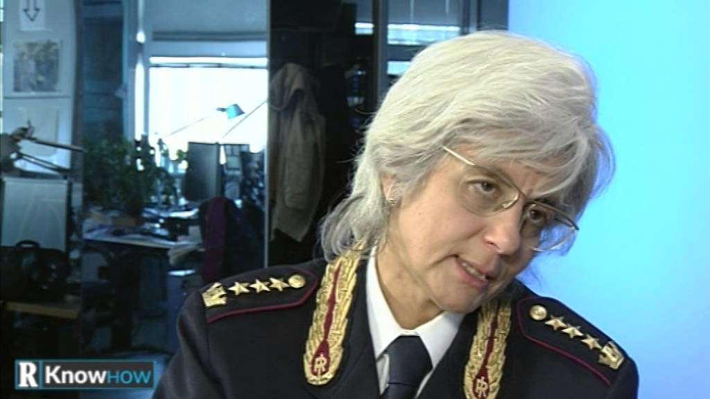 Intervista a Mariacarla Bocchino: Violenza sulle donne - l'impegno della Polizia