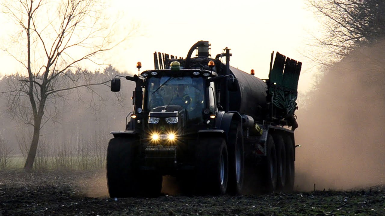 JohnDeere 6210R + Krude Tridem Fass in schwarz II Substratausbringung