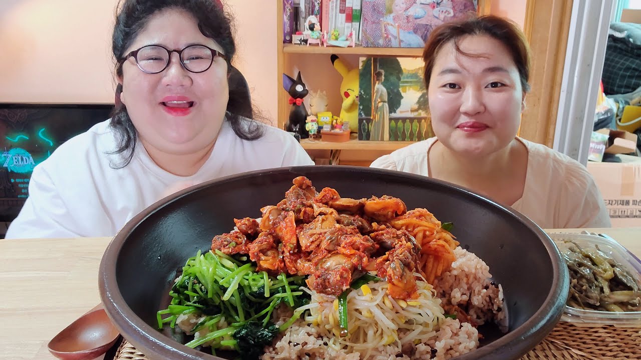 피꼬막이 듬뿍 들어가고 참나물, 콩나물, 무생채, 오이지까지 넣은 꼬막 비빔밥 먹방! :) bibimbap mukbang eatingshow