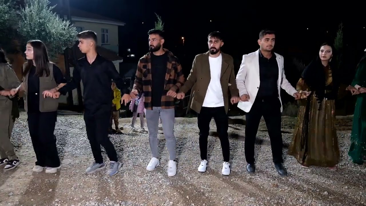 İLHAN AİLESİNİN KINA GECESİ PART- 1 (Başak & Abdullah )