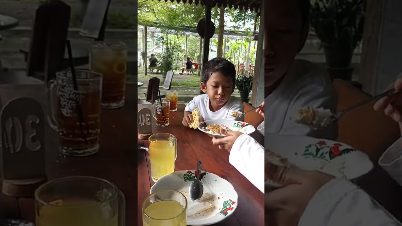 Warung Iciiik Iwiiir. Wisata kuliner. Misi eksplorasi 300 tempat wisata dalam 4 tahun 
