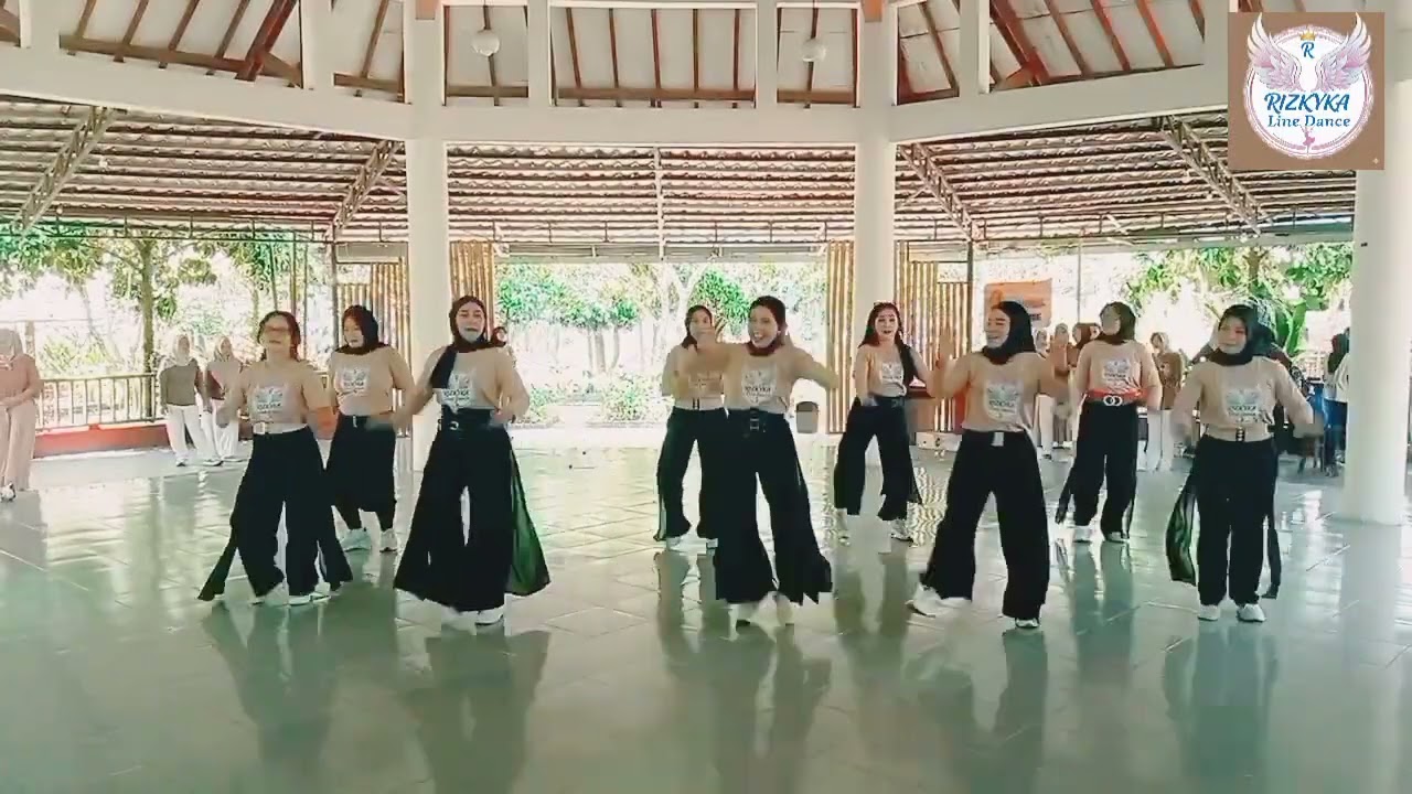 MAJNONA Choreo:Frengky (INA) & Fayza As Syifa (INA) 
