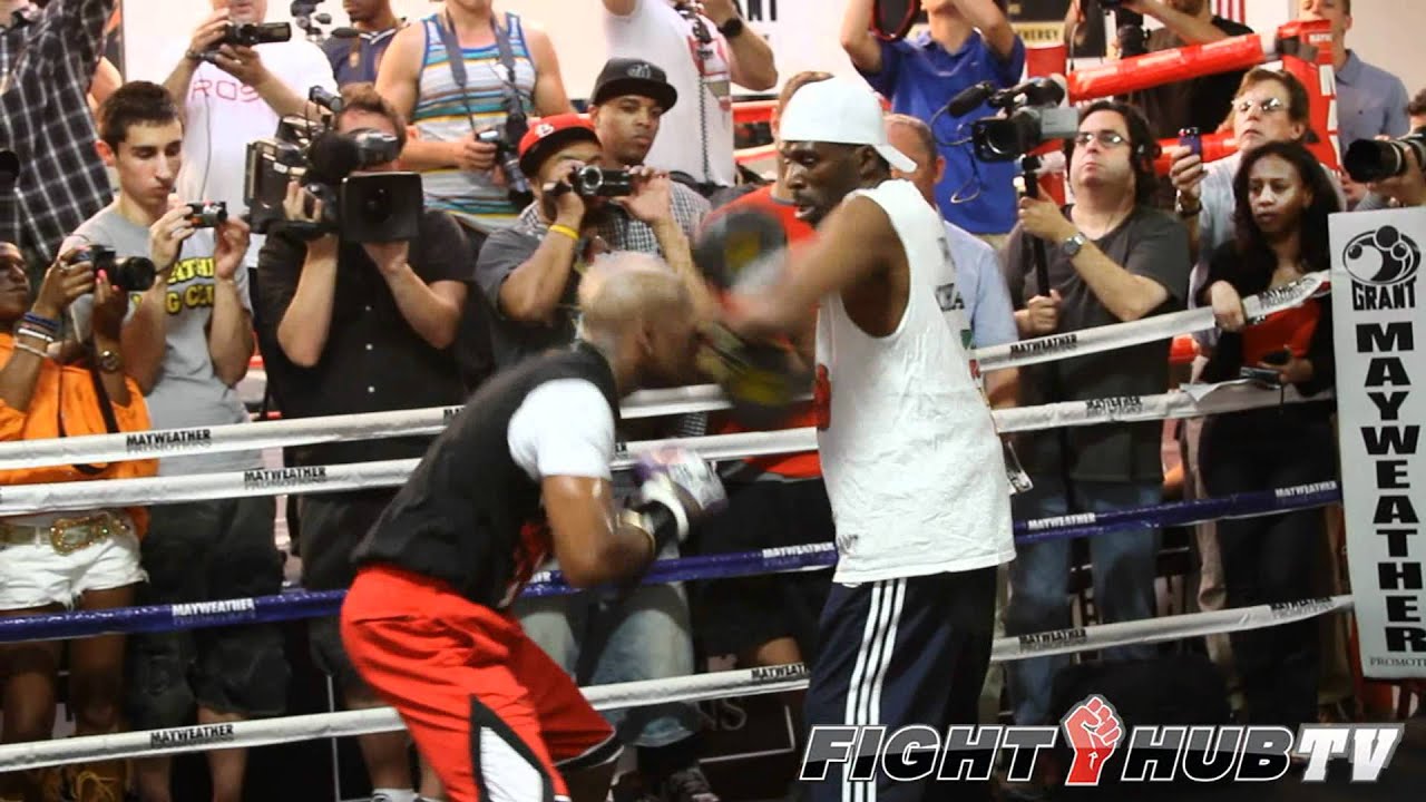 Floyd Mayweather jr. vs. Miguel Cotto: Mayweather workout video highlights