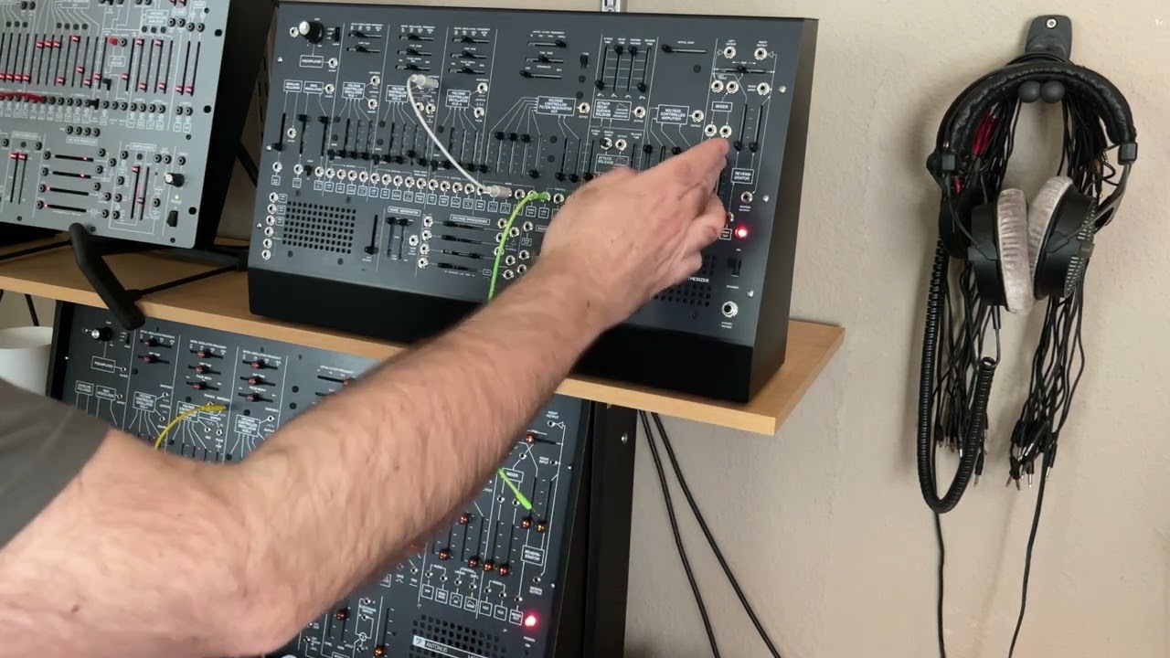 Arp 2600M vs. Antonus 2600 Comparison: VCF Distortion
