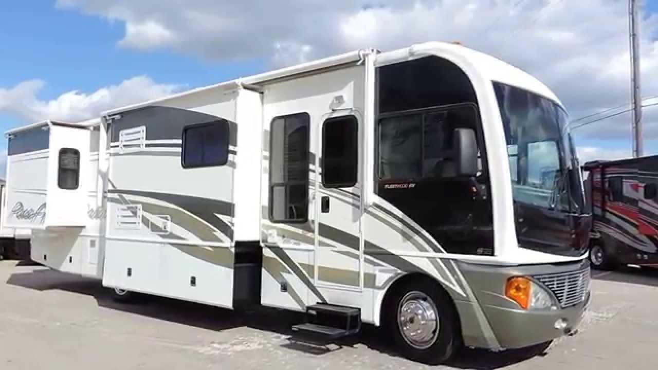 Nice Clean 37' 2004 Pace Arrow 37C Workhorse 3-Slides 15K Miles!!